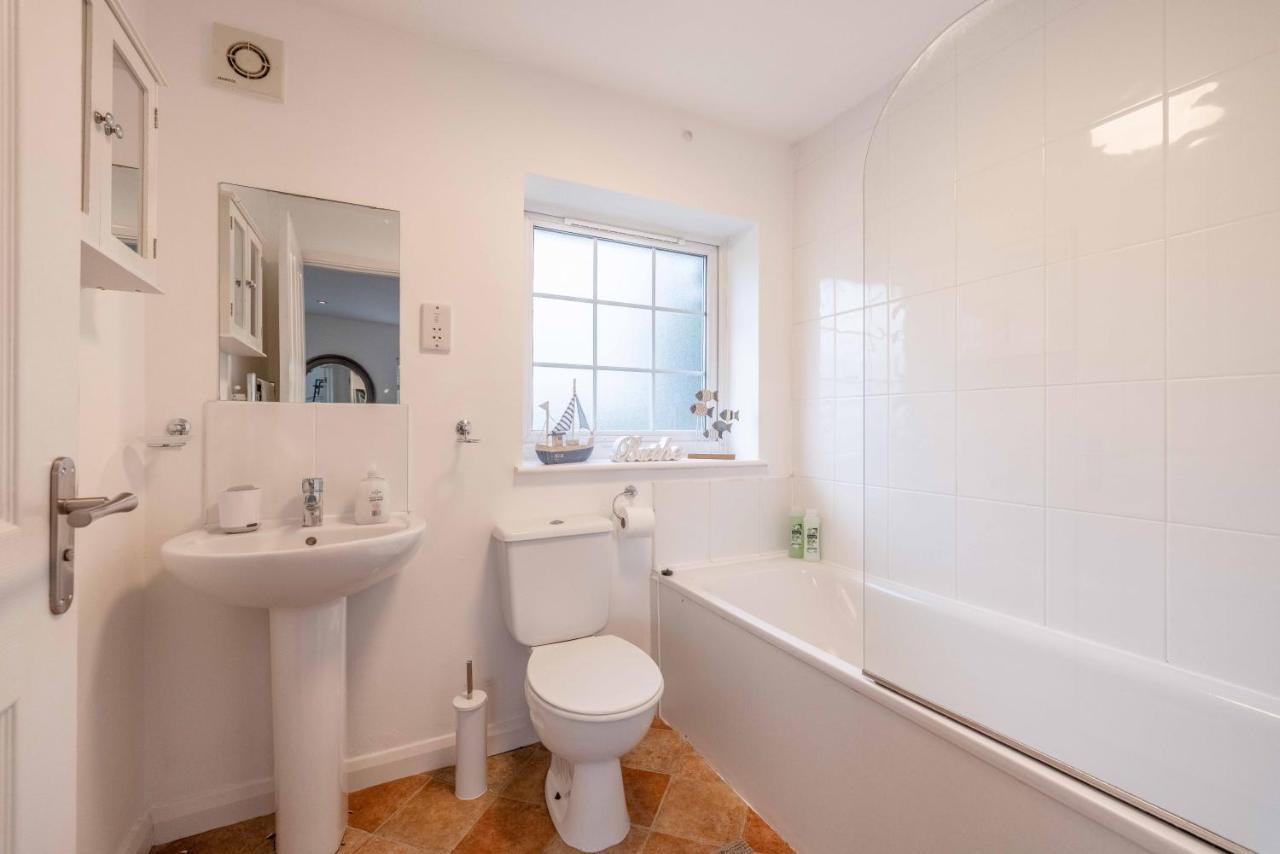 Windsor Wexham One Bedroom Home Sleeps Four スラウ エクステリア 写真